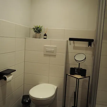 Piroska Apartment *